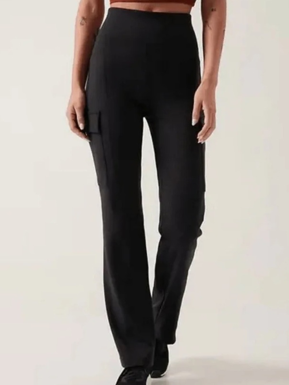 Athleta Delancey Straight Cargo Pant Black XL Stretch Travel High Rise
